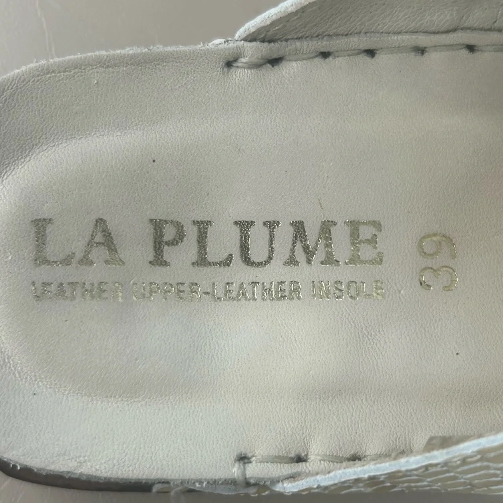 La Plume Clara Bone Cream Italian Leather Snake Print Slide Sandals SZ 39 8.5-9